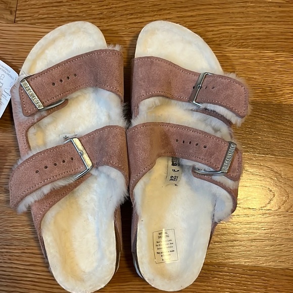 Birkenstock Arizona Shearling Suede Leather Size 8 Light Rose NWT - Picture 4 of 13